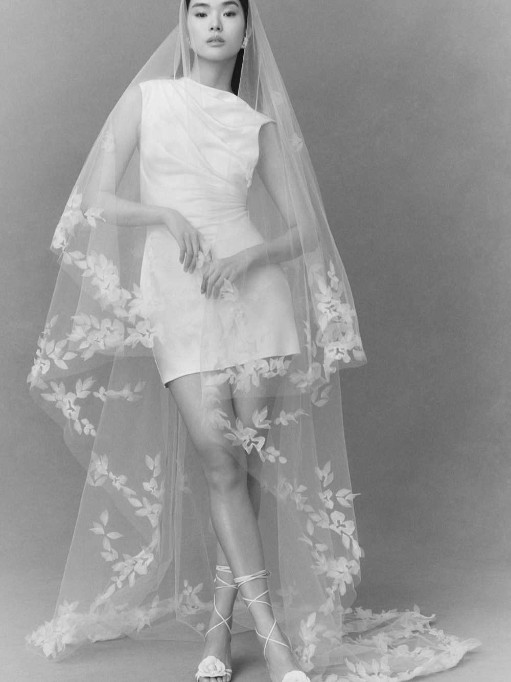 Anthropologie Enaura 3D Floral Cathedral Veil